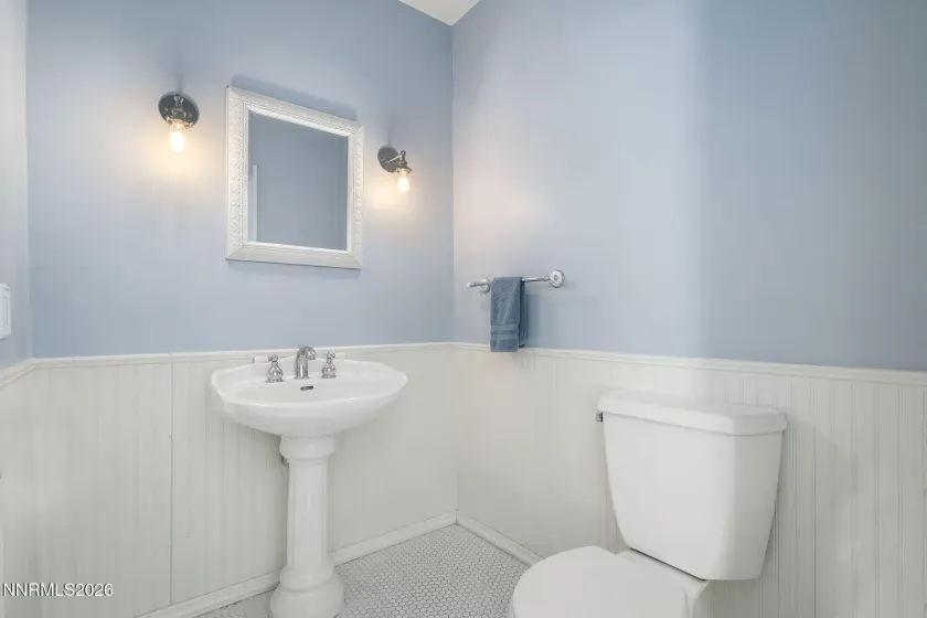 45 Winter, Reno, Nevada 89503, 4 Bedrooms Bedrooms, ,3 BathroomsBathrooms,Residential,Residential,Winter,0,260007067