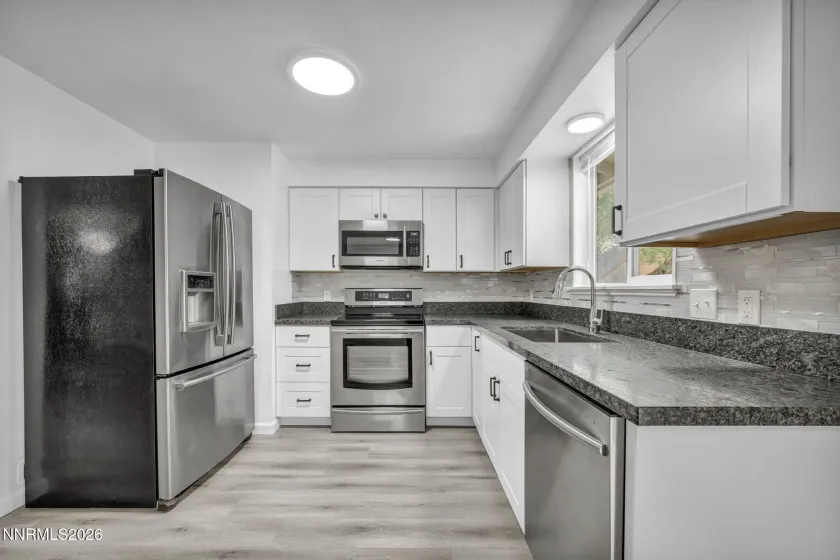 3860 Allen Glen, Reno, Nevada 89503, 3 Bedrooms Bedrooms, ,2 BathroomsBathrooms,Residential,Residential,Allen Glen,0,260007071