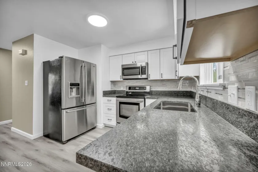 3860 Allen Glen, Reno, Nevada 89503, 3 Bedrooms Bedrooms, ,2 BathroomsBathrooms,Residential,Residential,Allen Glen,0,260007071
