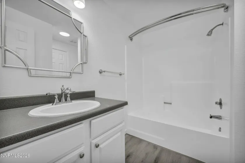 3860 Allen Glen, Reno, Nevada 89503, 3 Bedrooms Bedrooms, ,2 BathroomsBathrooms,Residential,Residential,Allen Glen,0,260007071