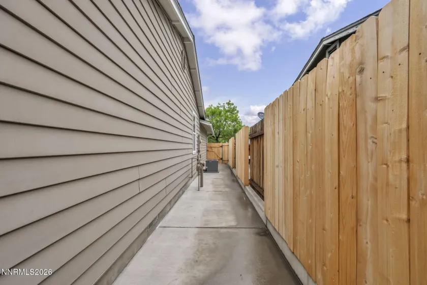 3860 Allen Glen, Reno, Nevada 89503, 3 Bedrooms Bedrooms, ,2 BathroomsBathrooms,Residential,Residential,Allen Glen,0,260007071
