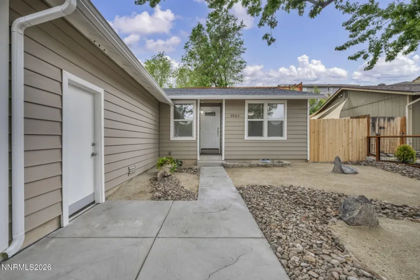 3860 Allen Glen, Reno, Nevada 89503, 3 Bedrooms Bedrooms, ,2 BathroomsBathrooms,Residential,Residential,Allen Glen,0,260007071