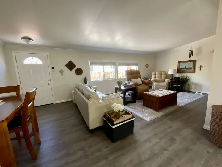 34 Cabernet Parkway, Reno, Nevada 89512, 3 Bedrooms Bedrooms, 12 Rooms Rooms,2 BathroomsBathrooms,Manufactured,Residential,Cabernet,260007081