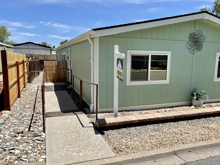34 Cabernet Parkway, Reno, Nevada 89512, 3 Bedrooms Bedrooms, 12 Rooms Rooms,2 BathroomsBathrooms,Manufactured,Residential,Cabernet,260007081