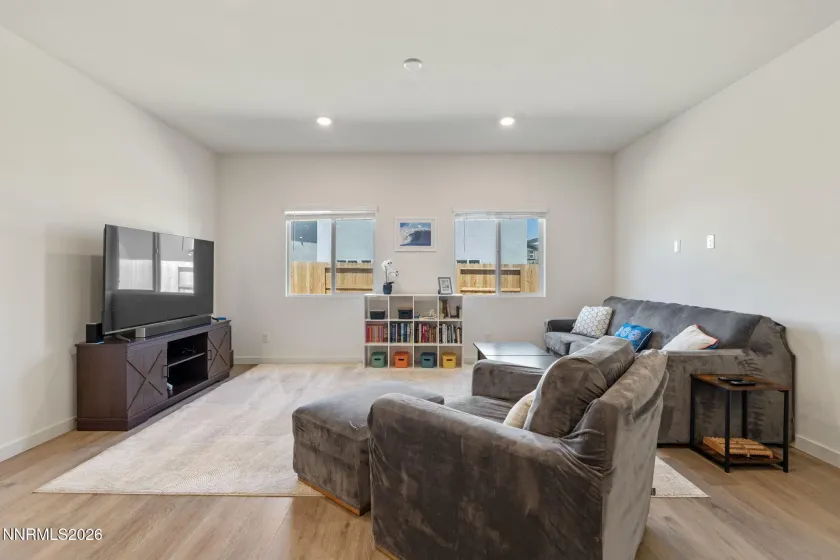 7555 Grassy Plns, Reno, Nevada 89506, 3 Bedrooms Bedrooms, ,2 BathroomsBathrooms,Residential,Residential,Grassy Plns,0,260006445