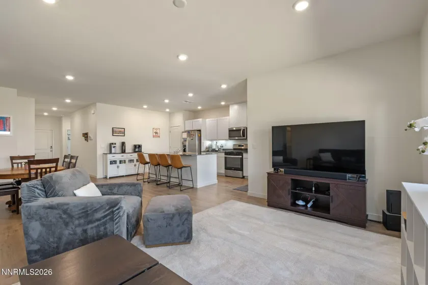 7555 Grassy Plns, Reno, Nevada 89506, 3 Bedrooms Bedrooms, ,2 BathroomsBathrooms,Residential,Residential,Grassy Plns,0,260006445