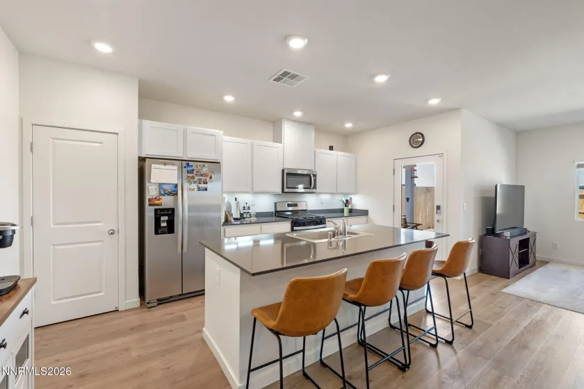 7555 Grassy Plns, Reno, Nevada 89506, 3 Bedrooms Bedrooms, ,2 BathroomsBathrooms,Residential,Residential,Grassy Plns,0,260006445