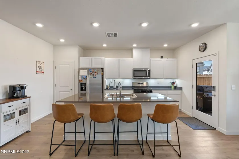7555 Grassy Plns, Reno, Nevada 89506, 3 Bedrooms Bedrooms, ,2 BathroomsBathrooms,Residential,Residential,Grassy Plns,0,260006445