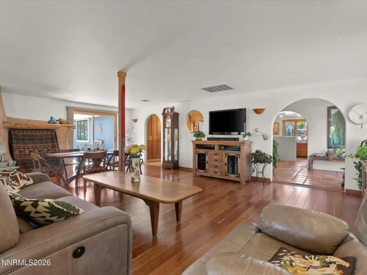 1560 Jones, Minden, Nevada 89423, 3 Bedrooms Bedrooms, ,2 BathroomsBathrooms,Residential,Residential,Jones,0,260007100