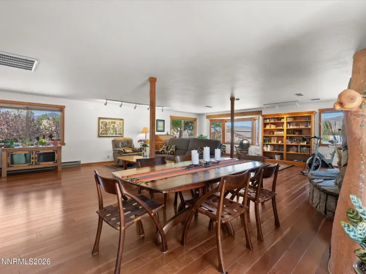 1560 Jones, Minden, Nevada 89423, 3 Bedrooms Bedrooms, ,2 BathroomsBathrooms,Residential,Residential,Jones,0,260007100
