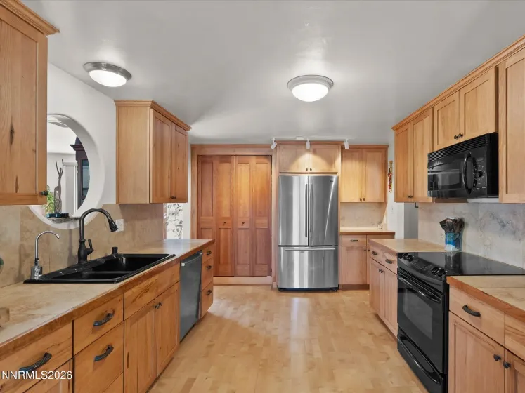 1560 Jones, Minden, Nevada 89423, 3 Bedrooms Bedrooms, ,2 BathroomsBathrooms,Residential,Residential,Jones,0,260007100