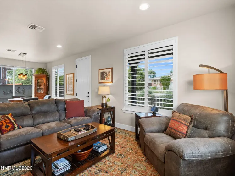 707 Roberts, Reno, Nevada 89502, 3 Bedrooms Bedrooms, ,3 BathroomsBathrooms,Residential,Residential,Roberts,0,260007112