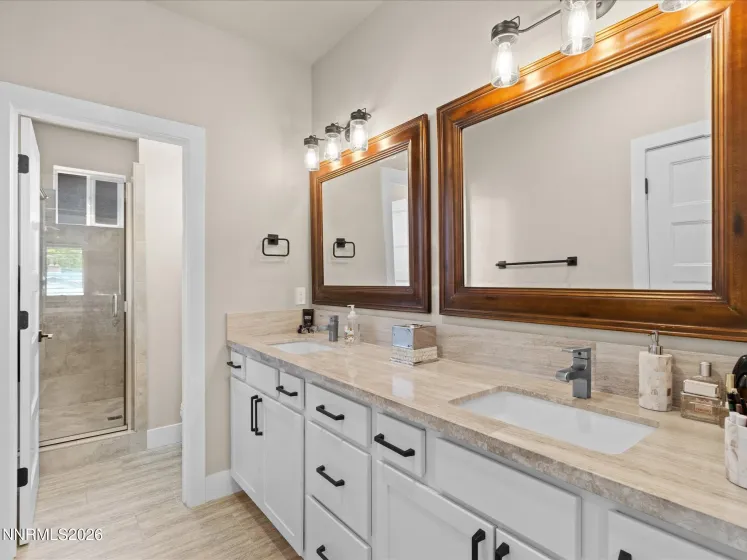 707 Roberts, Reno, Nevada 89502, 3 Bedrooms Bedrooms, ,3 BathroomsBathrooms,Residential,Residential,Roberts,0,260007112