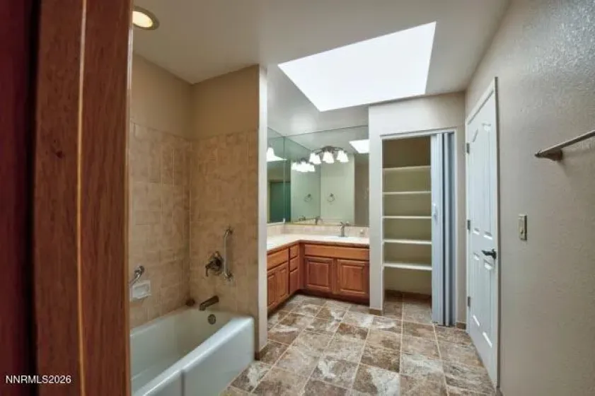 2640 Rockview, Reno, Nevada 89519, 3 Bedrooms Bedrooms, ,4 BathroomsBathrooms,Residential,Residential,Rockview,0,260007140