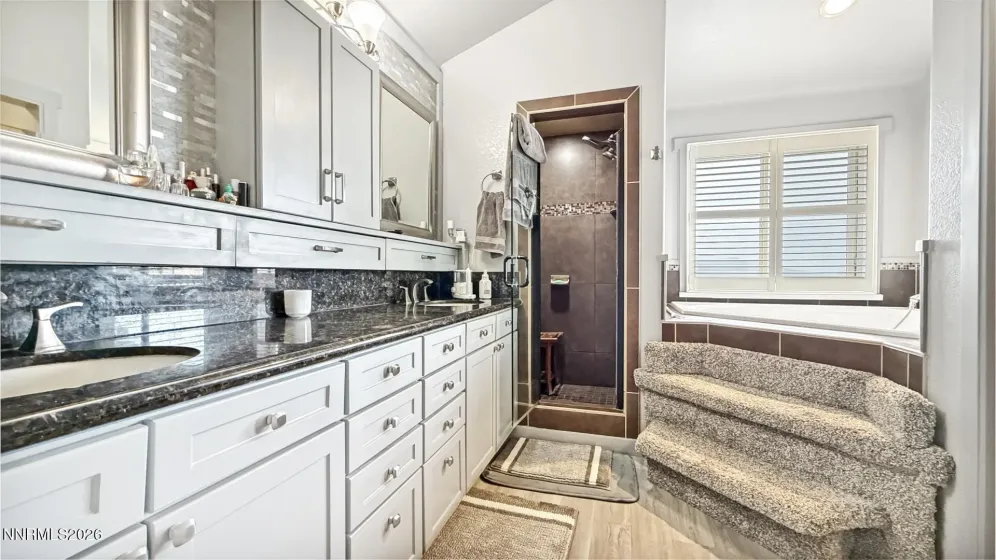1461 Fraun, Sparks, Nevada 89436, 4 Bedrooms Bedrooms, ,3 BathroomsBathrooms,Residential,Residential,Fraun,0,260007147