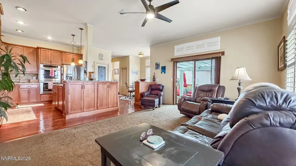 1461 Fraun, Sparks, Nevada 89436, 4 Bedrooms Bedrooms, ,3 BathroomsBathrooms,Residential,Residential,Fraun,0,260007147