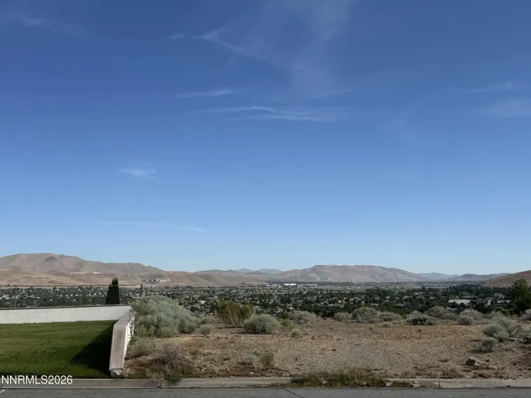 1461 Fraun, Sparks, Nevada 89436, 4 Bedrooms Bedrooms, ,3 BathroomsBathrooms,Residential,Residential,Fraun,0,260007147