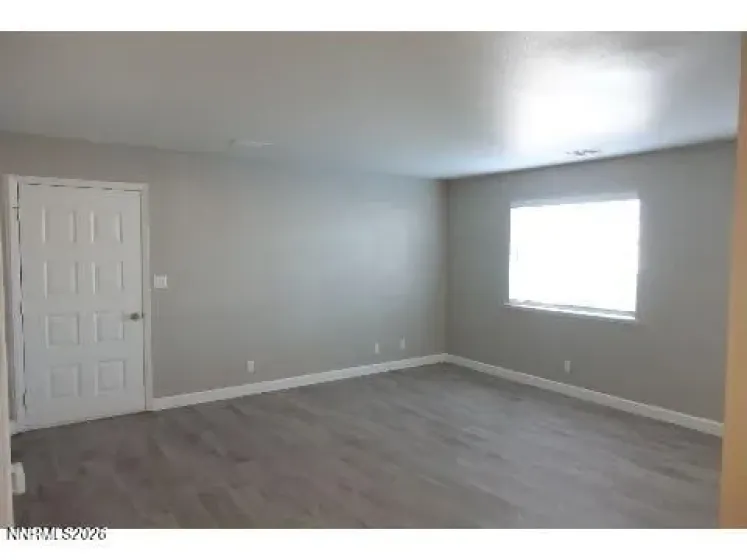 960 Mark, Fallon, Nevada 89406, 8 Bedrooms Bedrooms, ,4 BathroomsBathrooms,Residential Income,Residential,Mark,0,260007156