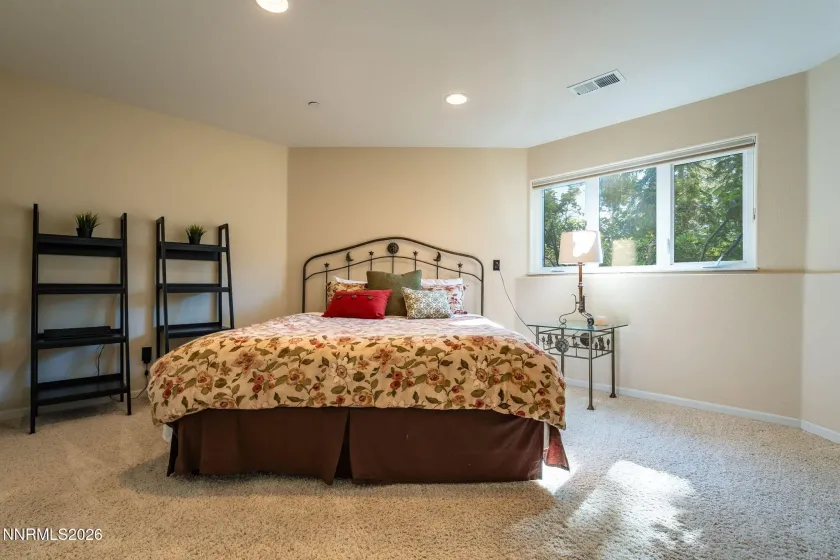 996 Tyner, Incline Village, Nevada 89451, 4 Bedrooms Bedrooms, ,4 BathroomsBathrooms,Residential,Residential,Tyner,0,260007161