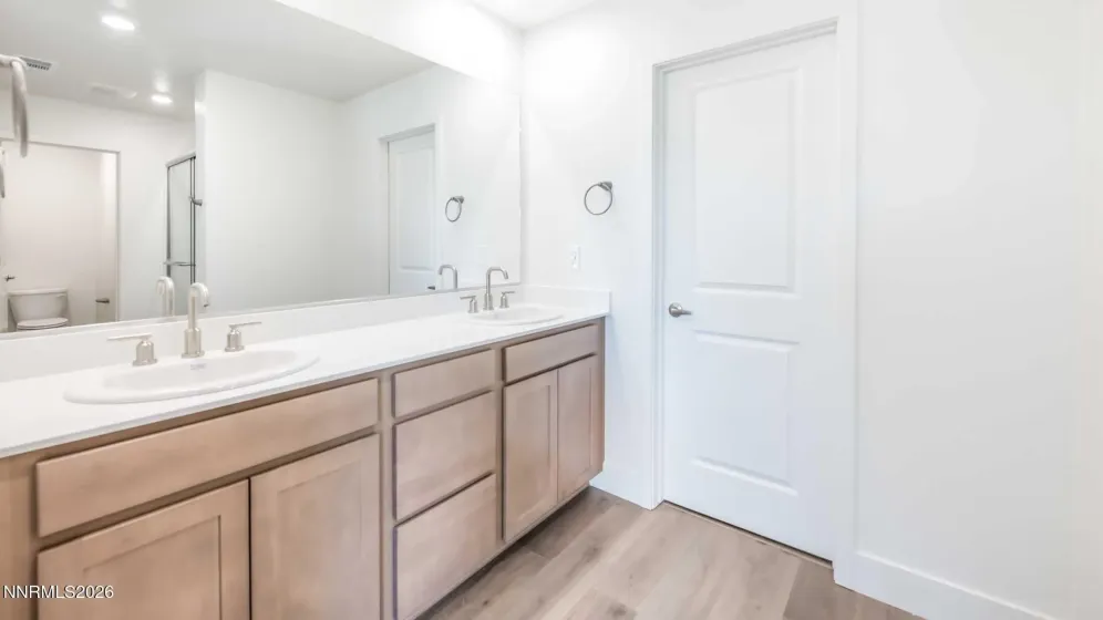 2997 Winze, Reno, Nevada 89512, 5 Bedrooms Bedrooms, ,3 BathroomsBathrooms,Residential,Residential,Winze,0,260007182