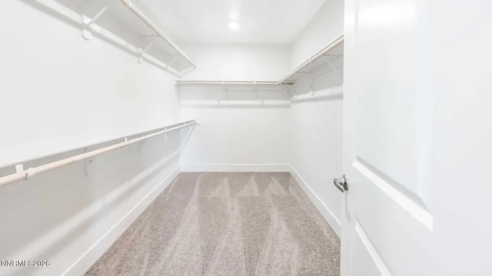 2997 Winze, Reno, Nevada 89512, 5 Bedrooms Bedrooms, ,3 BathroomsBathrooms,Residential,Residential,Winze,0,260007182