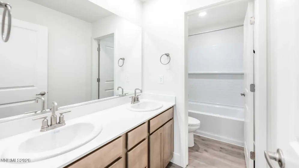 2997 Winze, Reno, Nevada 89512, 5 Bedrooms Bedrooms, ,3 BathroomsBathrooms,Residential,Residential,Winze,0,260007182