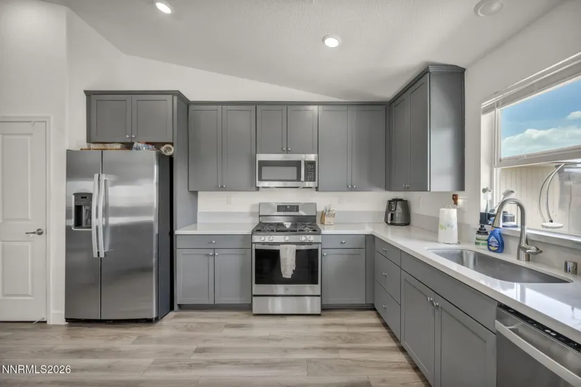 519 Fox Branch, Sparks, Nevada 89441, 4 Bedrooms Bedrooms, ,3 BathroomsBathrooms,Residential,Residential,Fox Branch,0,260007192