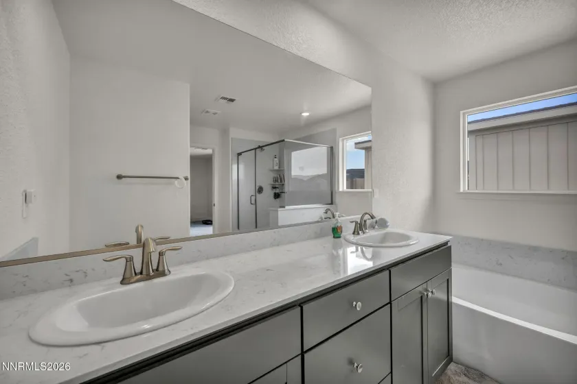 519 Fox Branch, Sparks, Nevada 89441, 4 Bedrooms Bedrooms, ,3 BathroomsBathrooms,Residential,Residential,Fox Branch,0,260007192