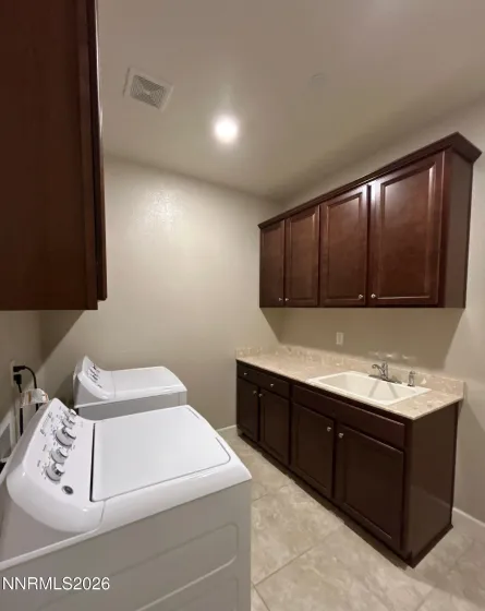 3007 Brachetto, Sparks, Nevada 89434, 3 Bedrooms Bedrooms, ,3 BathroomsBathrooms,Residential Lease,Manufactured,Brachetto,0,260007215