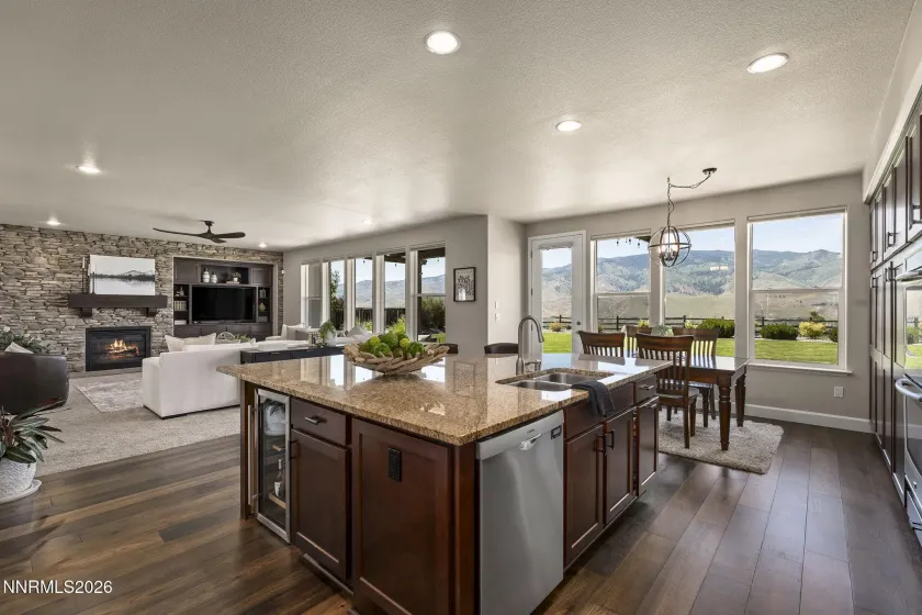 1745 Laurel Ridge, Reno, Nevada 89523, 5 Bedrooms Bedrooms, ,5 BathroomsBathrooms,Residential,Residential,Laurel Ridge,0,260007187