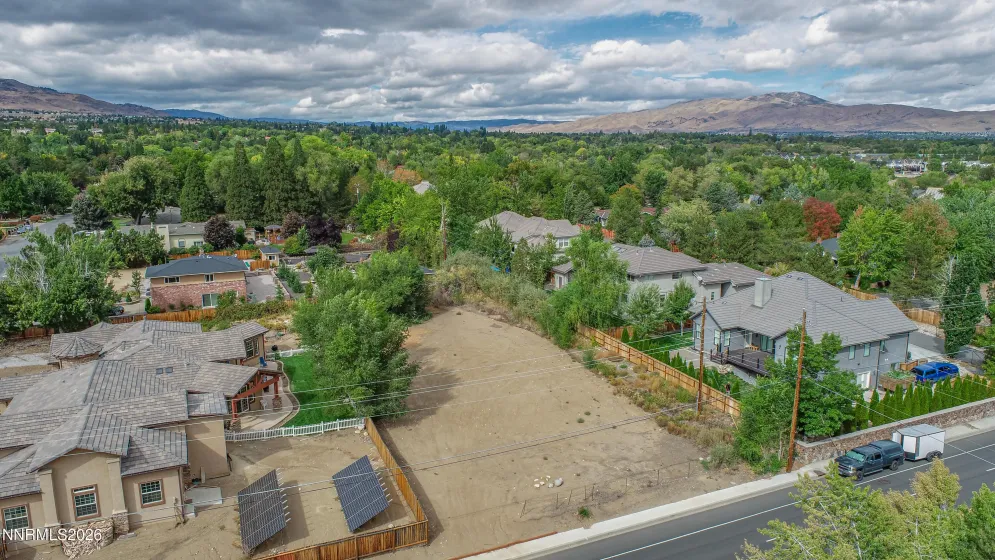 4045 Lakeside, Reno, Nevada 89509, 4 Bedrooms Bedrooms, ,3 BathroomsBathrooms,Residential,Residential,Lakeside,0,260007226