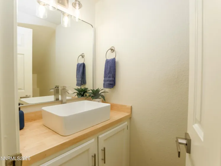 1488 Douglas, Gardnerville, Nevada 89410, 2 Bedrooms Bedrooms, ,2 BathroomsBathrooms,Residential,Residential,Douglas,0,260007235
