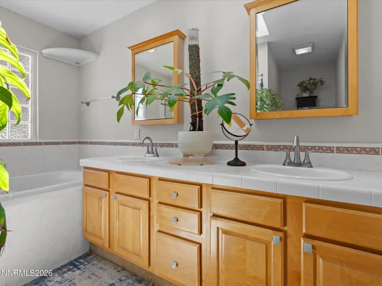762 Divot, Fernley, Nevada 89408, 3 Bedrooms Bedrooms, ,2 BathroomsBathrooms,Residential,Residential,Divot,0,260007240