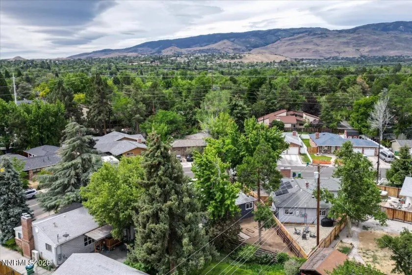 2485 Riviera, Reno, Nevada 89509, 3 Bedrooms Bedrooms, ,2 BathroomsBathrooms,Residential,Residential,Riviera,0,260007247