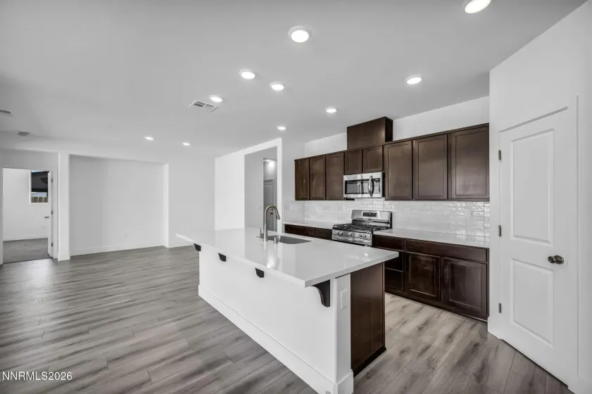 142 Radiant, Carson City, Nevada 89705, 3 Bedrooms Bedrooms, ,2 BathroomsBathrooms,Residential,Residential,Radiant,0,260007250