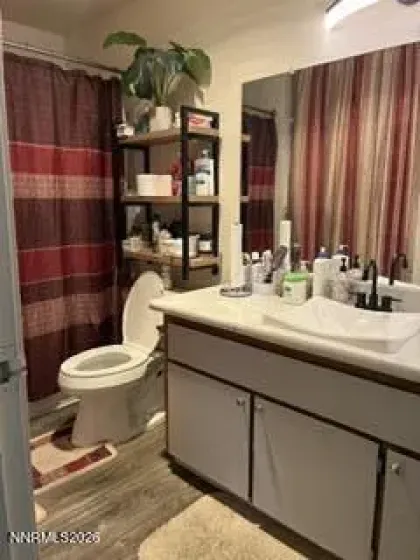 1537 Delucchi, Reno, Nevada 89502, 2 Bedrooms Bedrooms, ,1 BathroomBathrooms,Residential,Residential,Delucchi,0,260007252