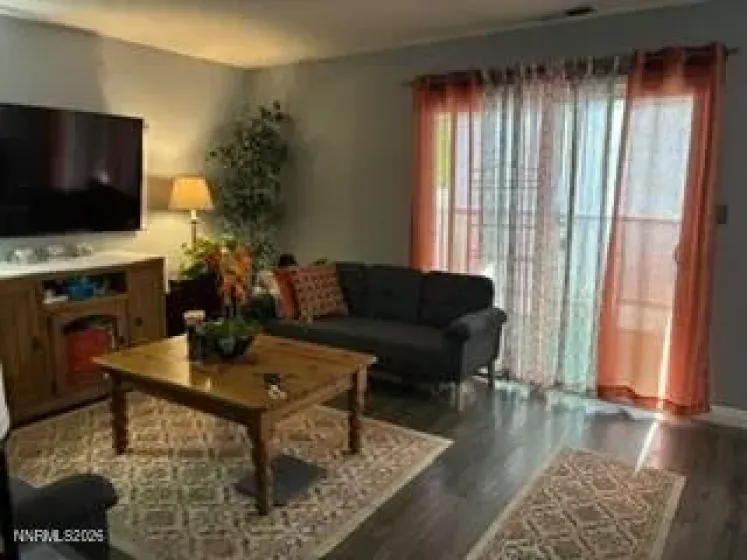 1537 Delucchi, Reno, Nevada 89502, 2 Bedrooms Bedrooms, ,1 BathroomBathrooms,Residential,Residential,Delucchi,0,260007252