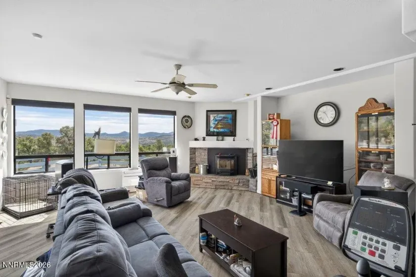 1790 Combination, Reno, Nevada 89521, 3 Bedrooms Bedrooms, ,4 BathroomsBathrooms,Residential,Residential,Combination,0,260007262