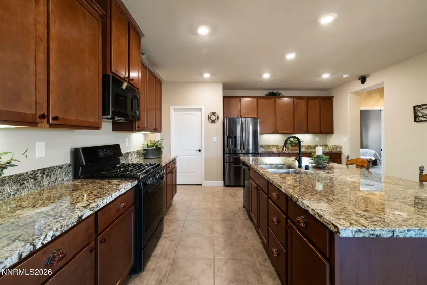 7239 Early Dawn, Sparks, Nevada 89436, 4 Bedrooms Bedrooms, ,2 BathroomsBathrooms,Residential,Residential,Early Dawn,0,260007268