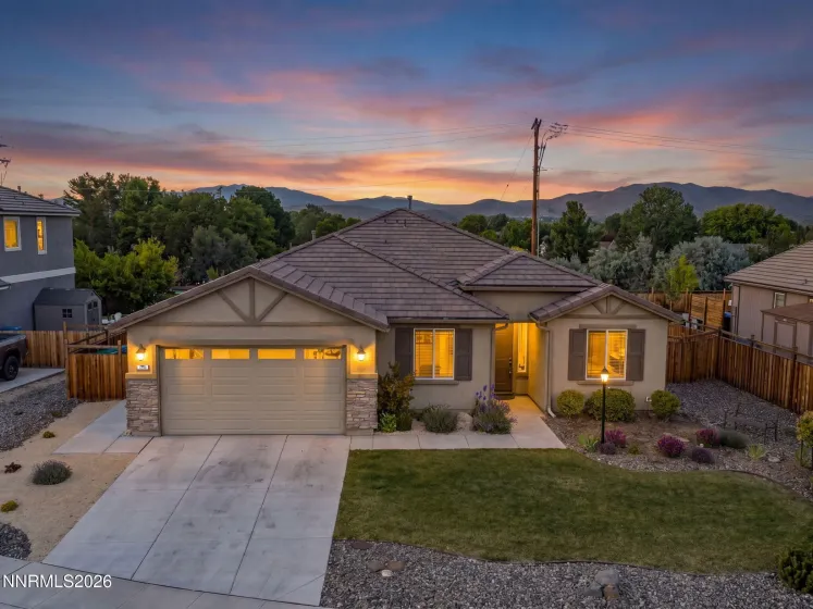 7239 Early Dawn, Sparks, Nevada 89436, 4 Bedrooms Bedrooms, ,2 BathroomsBathrooms,Residential,Residential,Early Dawn,0,260007268