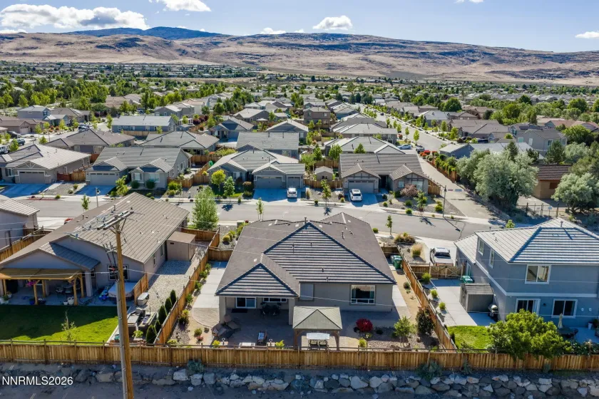 7239 Early Dawn, Sparks, Nevada 89436, 4 Bedrooms Bedrooms, ,2 BathroomsBathrooms,Residential,Residential,Early Dawn,0,260007268