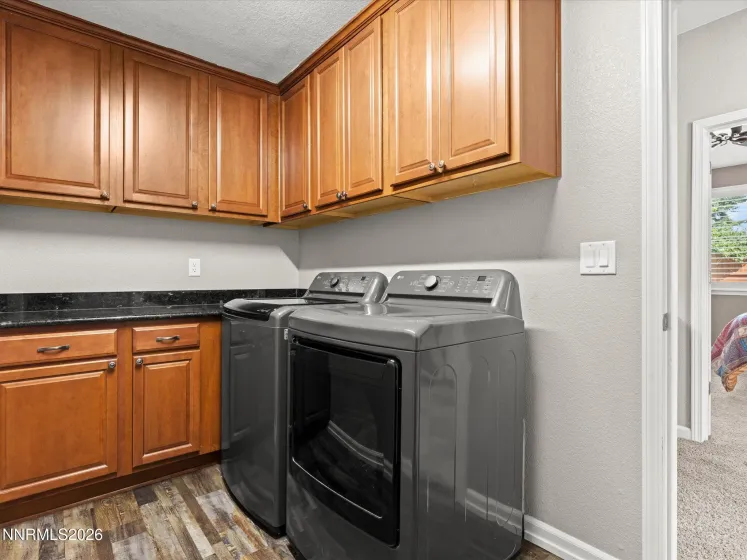 2438 Emblem, Sparks, Nevada 89436, 4 Bedrooms Bedrooms, ,3 BathroomsBathrooms,Residential,Residential,Emblem,0,260007273