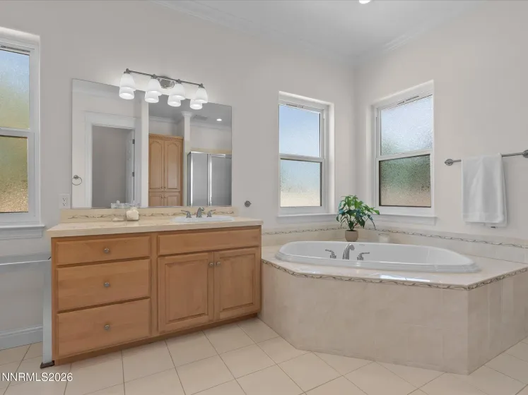 1056 Country, Gardnerville, Nevada 89460, 3 Bedrooms Bedrooms, ,4 BathroomsBathrooms,Residential,Residential,Country,0,260007283