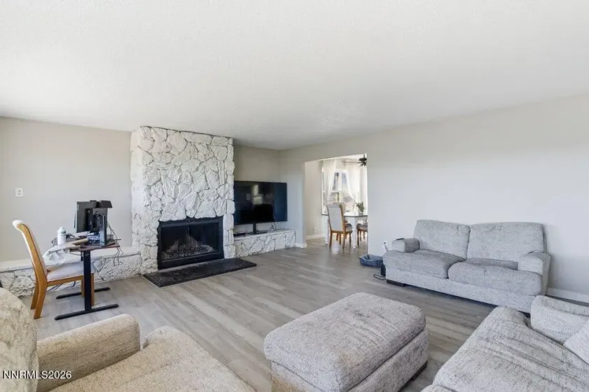 2255 Sutro, Reno, Nevada 89521, 4 Bedrooms Bedrooms, ,2 BathroomsBathrooms,Residential,Residential,Sutro,0,260007309
