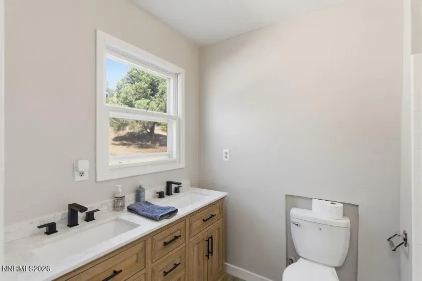 2255 Sutro, Reno, Nevada 89521, 4 Bedrooms Bedrooms, ,2 BathroomsBathrooms,Residential,Residential,Sutro,0,260007309