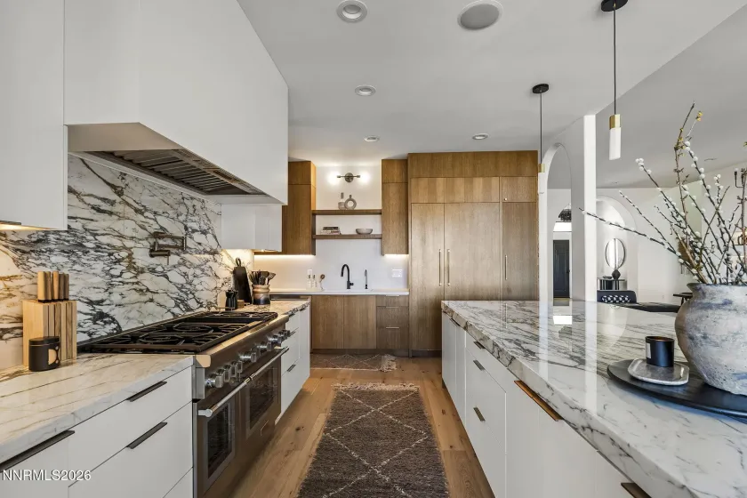 4425 Dant, Reno, Nevada 89509, 5 Bedrooms Bedrooms, ,5 BathroomsBathrooms,Residential,Residential,Dant,0,260007316