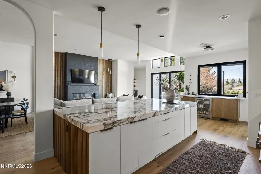 4425 Dant, Reno, Nevada 89509, 5 Bedrooms Bedrooms, ,5 BathroomsBathrooms,Residential,Residential,Dant,0,260007316