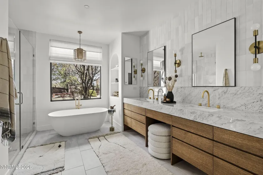 4425 Dant, Reno, Nevada 89509, 5 Bedrooms Bedrooms, ,5 BathroomsBathrooms,Residential,Residential,Dant,0,260007316