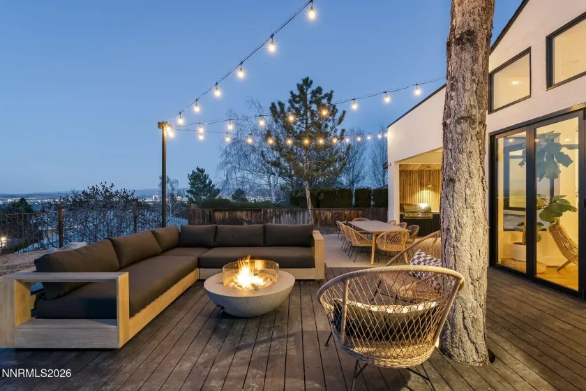 4425 Dant, Reno, Nevada 89509, 5 Bedrooms Bedrooms, ,5 BathroomsBathrooms,Residential,Residential,Dant,0,260007316