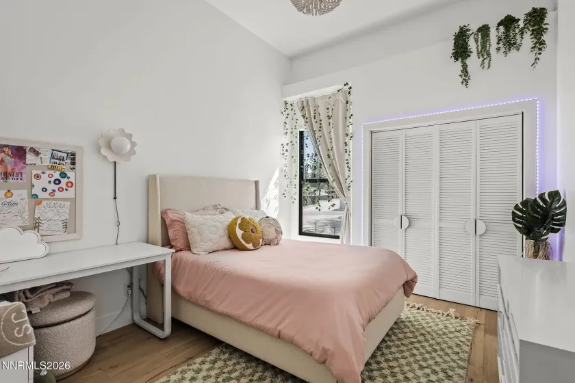 4425 Dant, Reno, Nevada 89509, 5 Bedrooms Bedrooms, ,5 BathroomsBathrooms,Residential,Residential,Dant,0,260007316